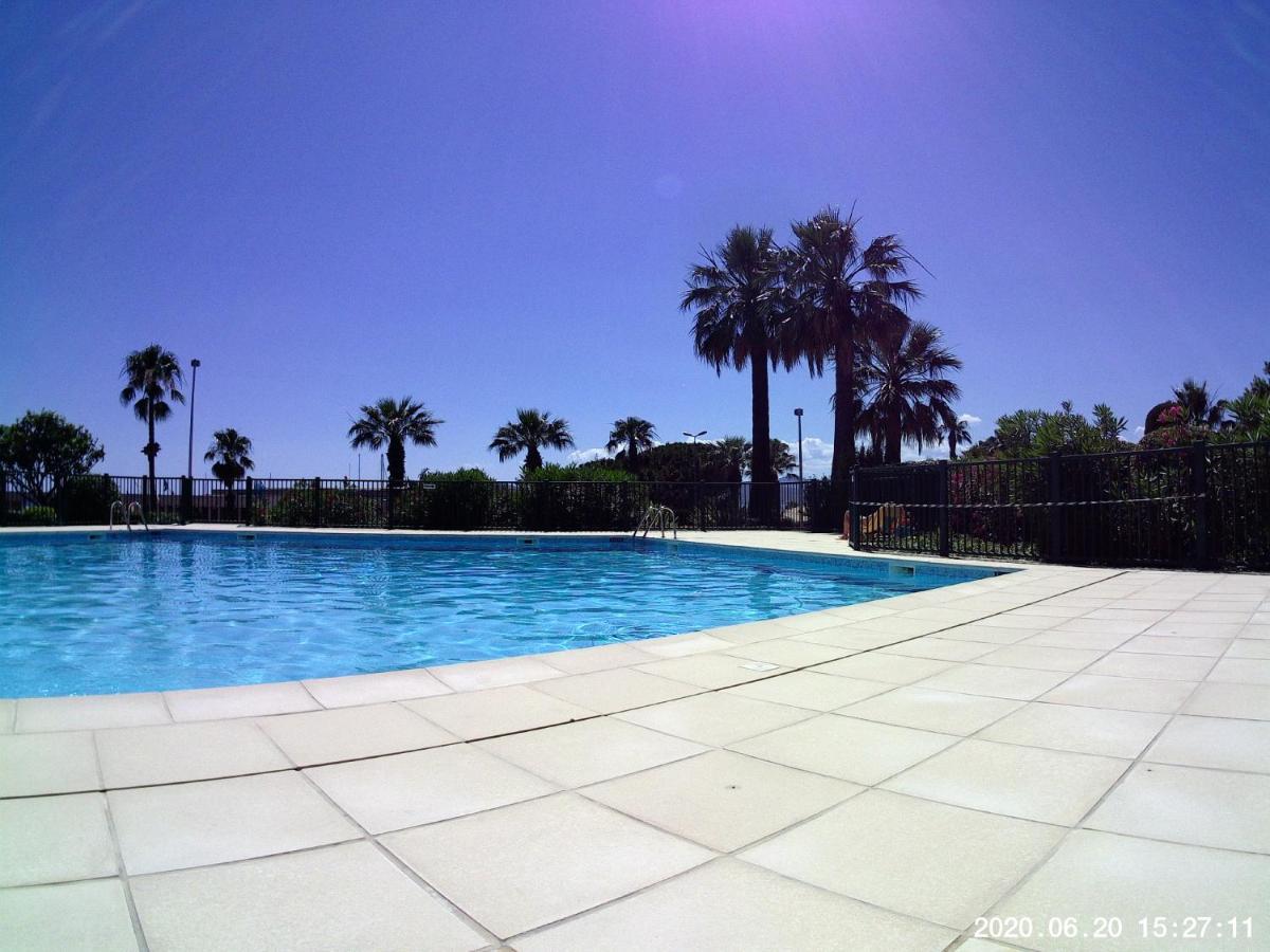 Studio 127, Vue Mer Et Piscine, Port Santa Lucia Saint-Raphaël المظهر الخارجي الصورة
